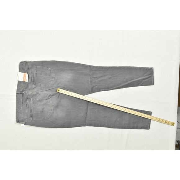 NEW Old Navy Rockstar Mid-Rise Gray Jeans Women's Plus Size 14 Regular - Picture 4 of 8